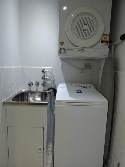 BASE Holidays - Ettalong Beach Premium Apartments - Accommodation Bookings 3