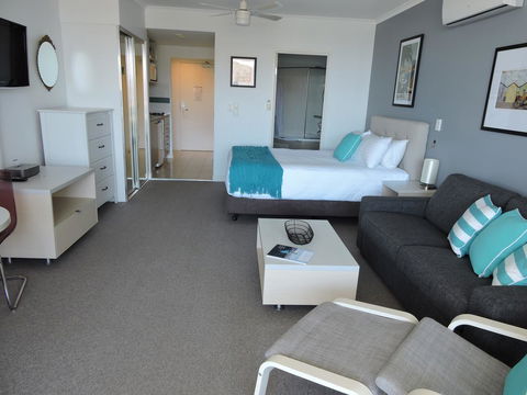 BASE Holidays - Ettalong Beach Premium Apartments - Accommodation Bookings 18