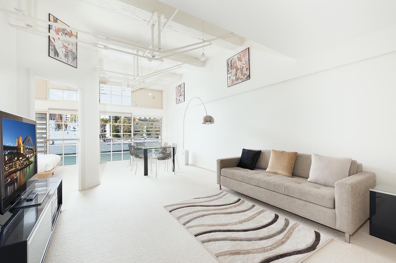 Waterfront Apartment On Sydney Harbour - thumb 6