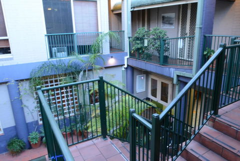 Newtown Backpackers - Accommodation Bookings 8