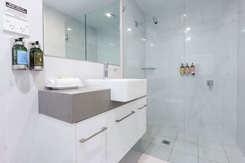 The Lucky Hotel - Accommodation Bookings 21