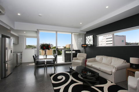 Honeysuckle Executive Apartments - Accommodation Bookings 33