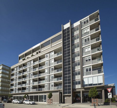 Honeysuckle Executive Apartments - Accommodation Bookings 29
