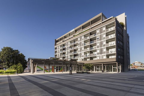 Honeysuckle Executive Apartments - Accommodation Bookings 30