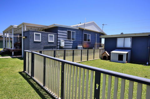 Glory @ Culburra - Absolute Beachfront - Pet & Family Friendly - Accommodation Bookings 21