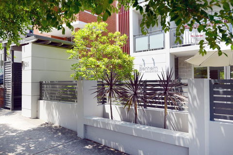 The Blenheim - Accommodation Bookings 8