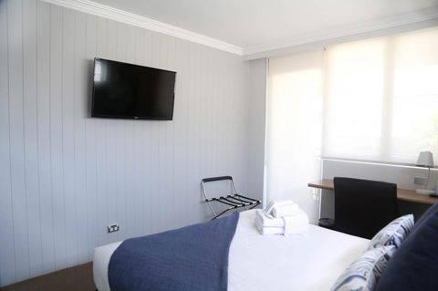The Blenheim - Accommodation Bookings 1
