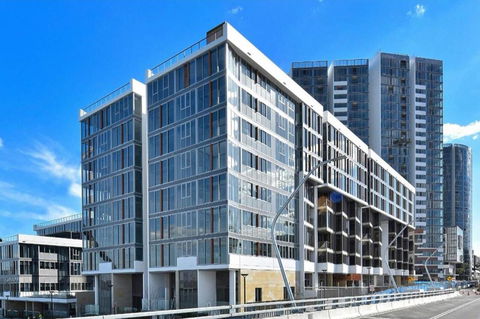 Brand New 3 Bedrooms Apt With Waterfront View - Accommodation Bookings 17