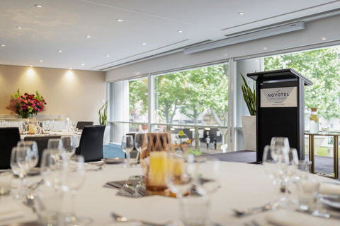 Novotel Sydney Darling Square - Accommodation Bookings 24