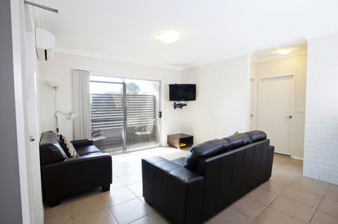 Bluegum Apartments Newcastle - Accommodation Bookings 6