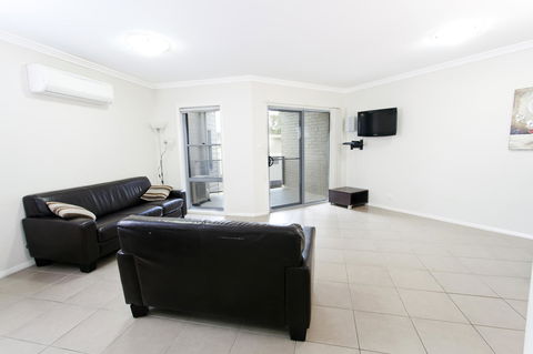 Bluegum Apartments Newcastle - Accommodation Bookings 8