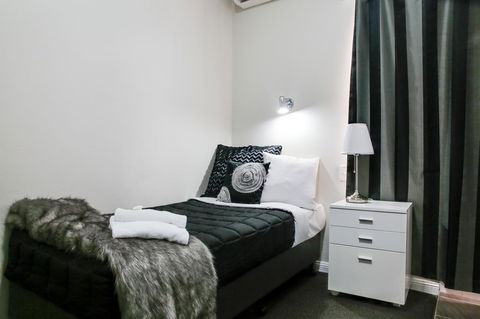 Airport Hotel Sydney - Accommodation Bookings 18