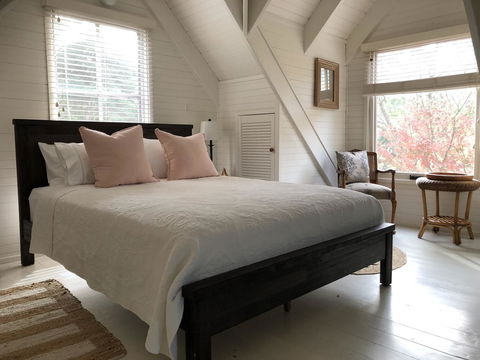Arcadia - The Barn Cottage & Rosehill Cottage - Accommodation Bookings 6