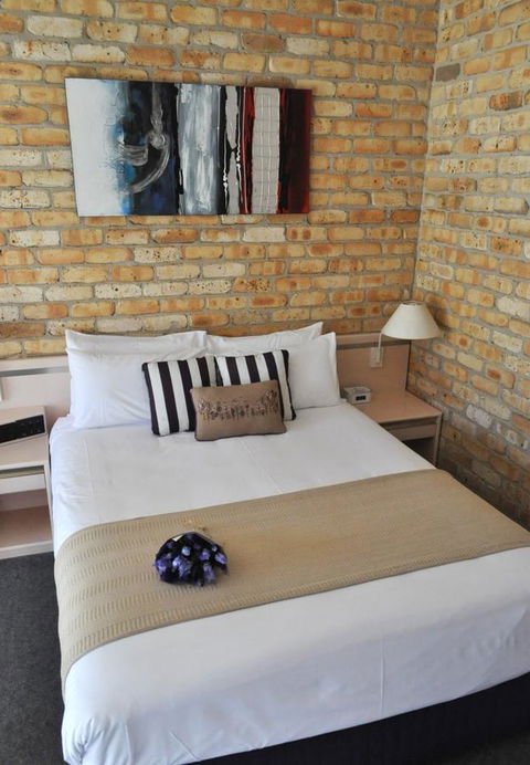 Mollymook Surfbeach Motel & Apartments - Accommodation Bookings 6