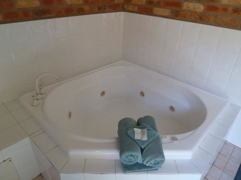 Mollymook Surfbeach Motel & Apartments - Accommodation Bookings 30