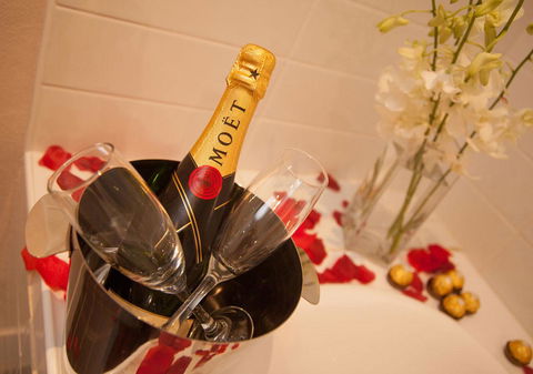 Wine Country Motor Inn - Accommodation Bookings 41