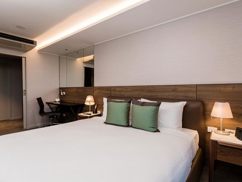 The Branksome Hotel & Residences - Accommodation Bookings 5