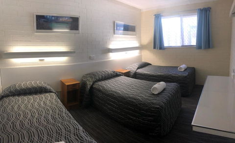 Coastal Bay Motel - Accommodation Bookings 21
