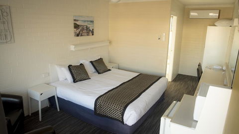 Coastal Bay Motel - Accommodation Bookings 42