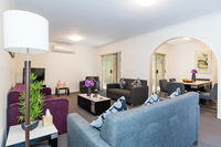 Book Eastwood Accommodation Vacations Accommodation Bookings Accommodation Bookings