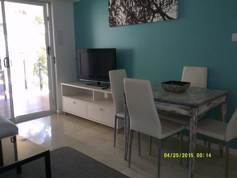 Pelican H2O One & Two Bedroom Apartments - Accommodation Bookings 24