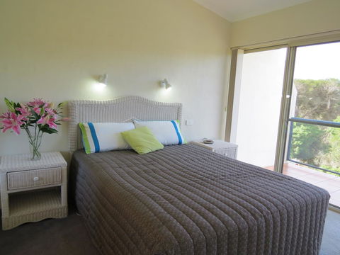 BlueWater Apartments - Accommodation Bookings 24