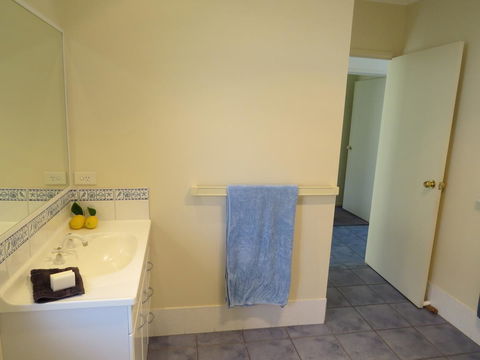 BlueWater Apartments - Accommodation Bookings 22