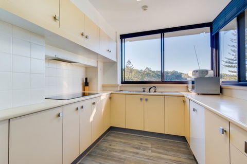 Pacific Towers Beach Resort - Accommodation Bookings 31