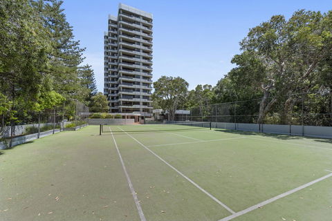 Pacific Towers Beach Resort - Accommodation Bookings 13