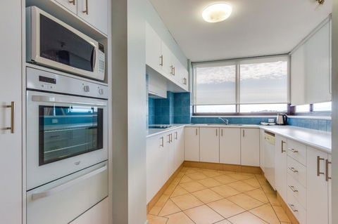 Pacific Towers Beach Resort - Accommodation Bookings 39