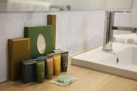 Best Western Plus Bolton On The Park - Accommodation Bookings 11