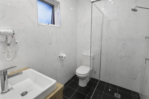 Best Western Plus Bolton On The Park - Accommodation Bookings 26