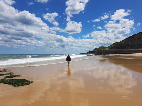 Arena Luxury Beachfront Apartment - Accommodation Bookings 0