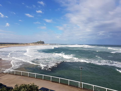 Arena Luxury Beachfront Apartment - Accommodation Bookings 40