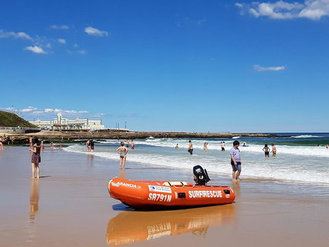 Arena Luxury Beachfront Apartment - Accommodation Bookings 6
