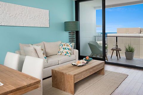 Arena Luxury Beachfront Apartment - Accommodation Bookings 44