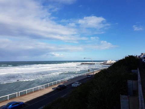 Arena Luxury Beachfront Apartment - Accommodation Bookings 38