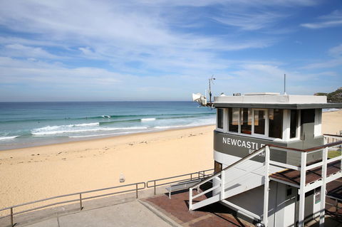Arena Luxury Beachfront Apartment - Accommodation Bookings 31