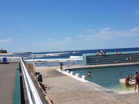 Arena Luxury Beachfront Apartment - Accommodation Bookings 8