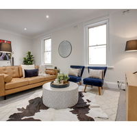 Large stylish and quiet penthouse steps from surf - Accommodation Bookings