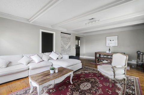The Spa Cottage With HotTub, Netflix & Stan - Accommodation Bookings 16