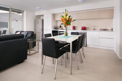 Hamilton Executive Apartments - Accommodation Bookings 6