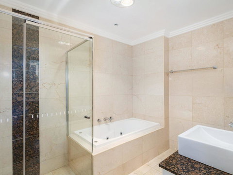 Regatta 13 - Accommodation Bookings 6