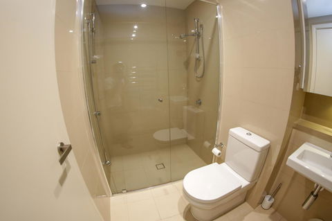 Olympic Park Sunshine 2 Bedrooms Apts With Private Parking - Accommodation Bookings 18