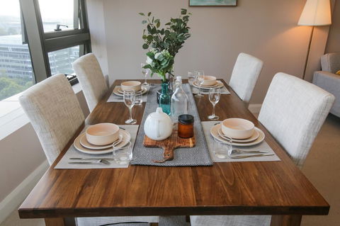 Olympic Park Sunshine 2 Bedrooms Apts With Private Parking - Accommodation Bookings 11