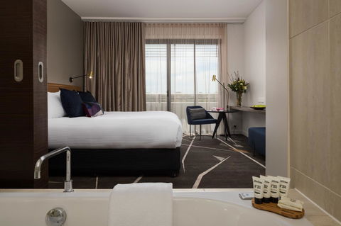 Rydges Campbelltown - Accommodation Bookings 14
