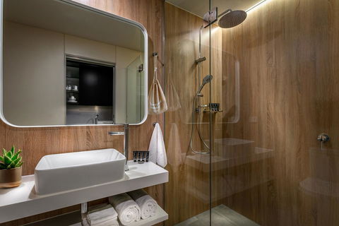 Veriu Green Square - Accommodation Bookings 25