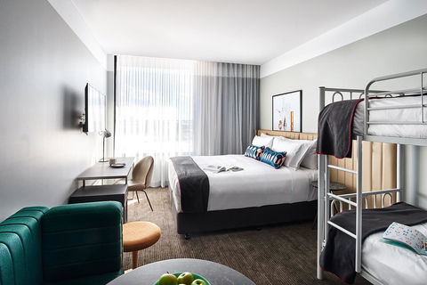 Veriu Green Square - Accommodation Bookings 4