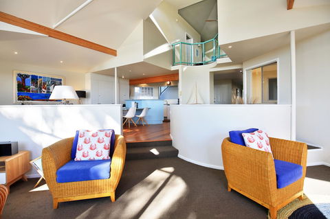 Seaglass - Stunning Views Of Jervis Bay - Accommodation Bookings 1