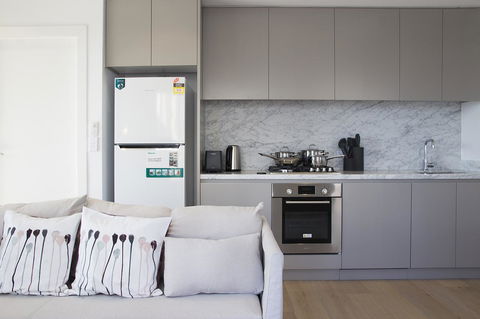 Cozy Apartment With Harbour Bridge View In Bondi - Accommodation Bookings 2